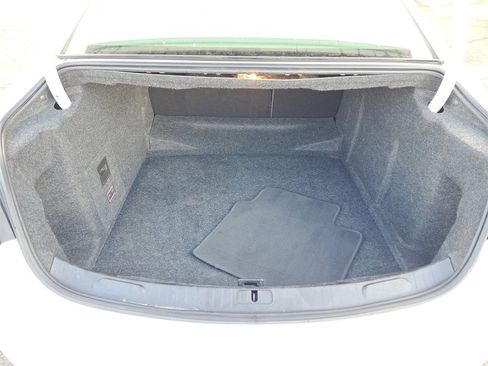 Used 2017 Chevrolet Impala LT image 24