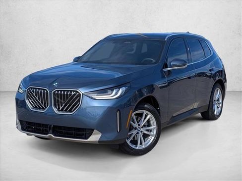 Certified 2025 BMW X3 xDrive30i w/ Convenience Package image 1