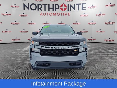 Used 2020 Chevrolet Silverado 1500 Custom w/ Custom Value Package image 13