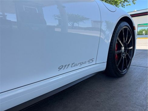 Used 2018 Porsche 911 Targa 4S AWD/4WD image 38