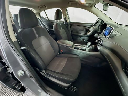 Used 2024 Nissan Sentra SV image 28