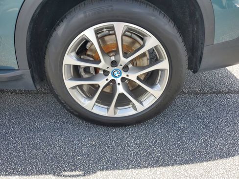 Used 2025 BMW X5 xDrive50e AWD/4WD image 11