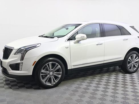 New 2025 Cadillac XT5 Premium Luxury w/ Technology Package image 2