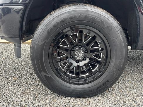 Used 2019 Ford F150 Platinum w/ Technology Package AWD/4WD image 16