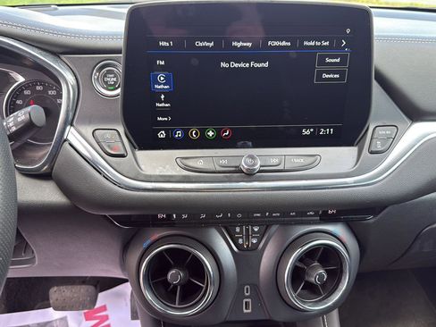 Used 2023 Chevrolet Blazer LT image 17