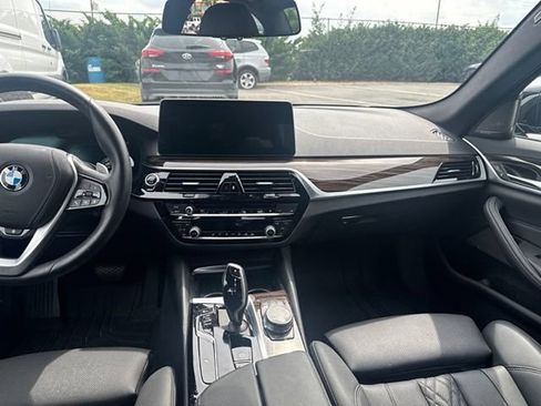 New 2023 BMW 530i xDrive w/ Premium Package AWD/4WD image 15