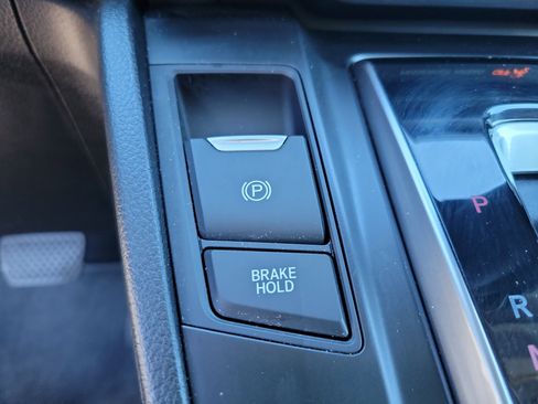 Used 2018 Honda CR-V EX image 33