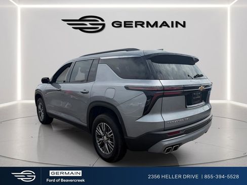 Used 2024 Chevrolet Traverse LT AWD/4WD image 5