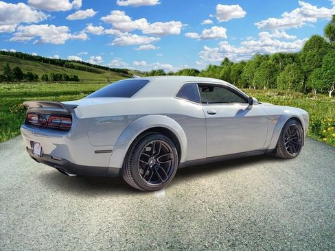 Used 2021 Dodge Challenger R/T Scat Pack image 4