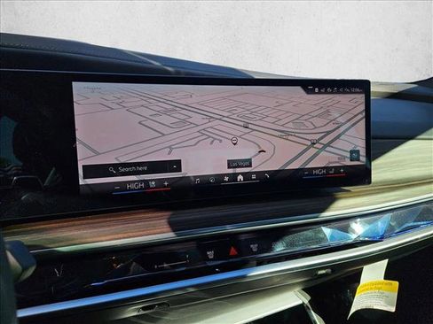 New 2025 BMW 760i xDrive w/ Executive Package image 13
