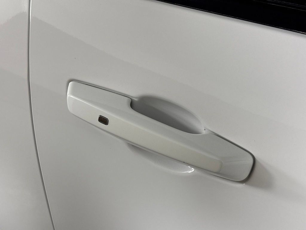 Certified 2026 Chevrolet Equinox LT FWD image 14