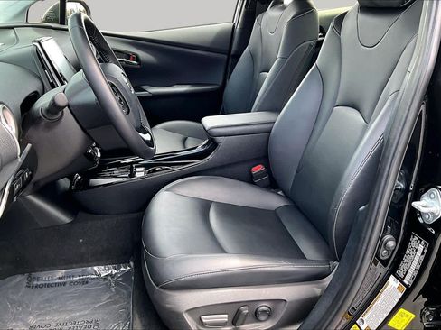 Used 2022 Toyota Prius Prime XLE FWD image 7