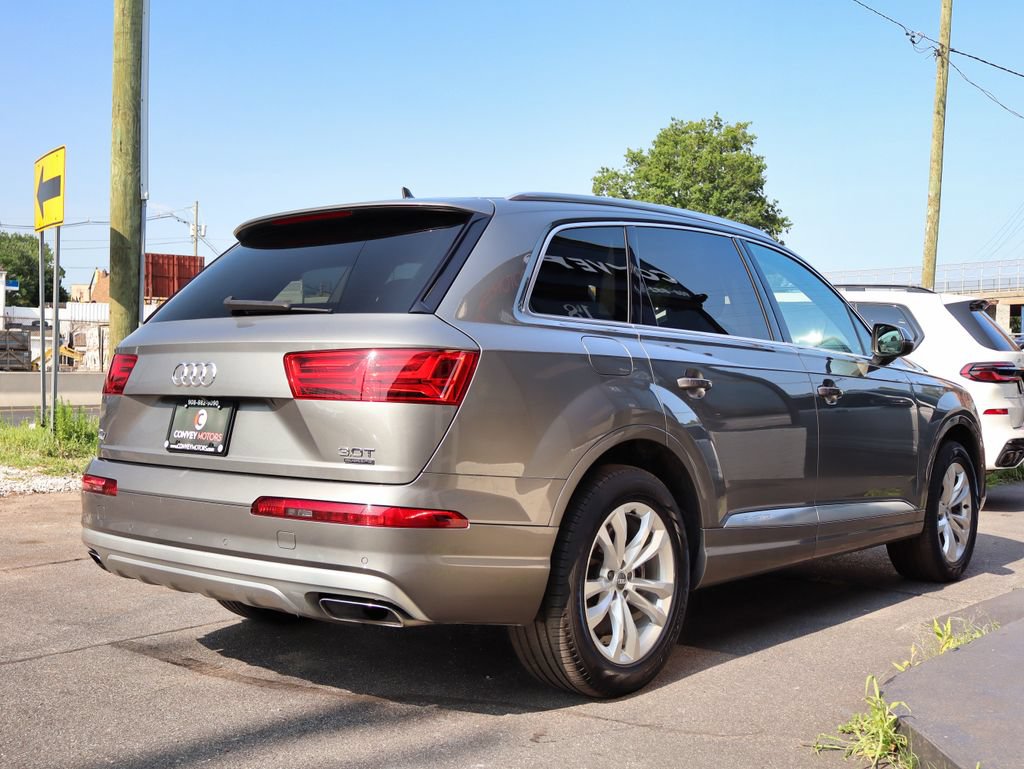 Used 2017 Audi Q7 3.0T Premium Plus AWD/4WD image 8