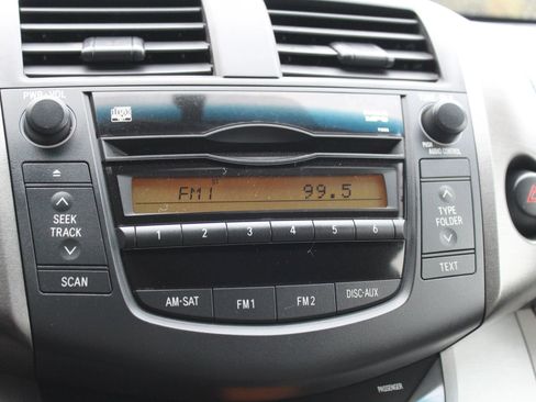 Used 2010 Toyota RAV4 4WD image 33