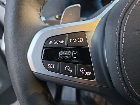 Certified 2025 BMW X7 xDrive40i w/ M Sport Package image 22