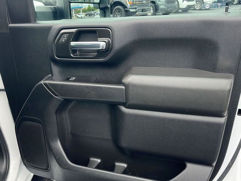 Used 2022 Chevrolet Silverado 2500 Custom w/ Custom Value Package AWD/4WD image 30