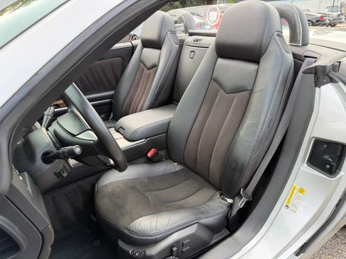 Used 2007 Cadillac XLR V RWD image 23