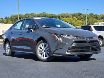 New 2026 Toyota Corolla LE w/ LE Premium Package