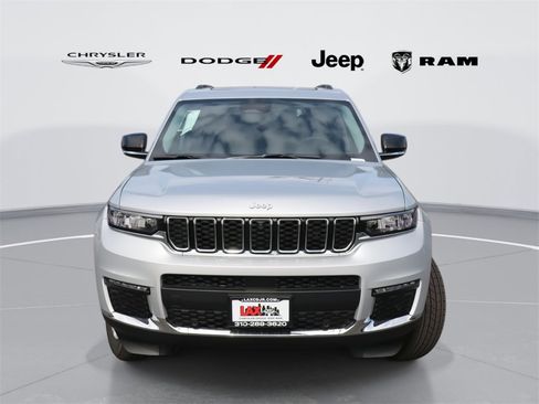 New 2024 Jeep Grand Cherokee L Limited w/ Luxury Tech Group II image 3