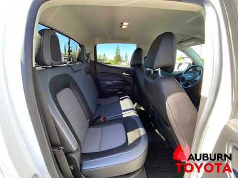 Used 2021 Chevrolet Colorado Z71 w/ Safety Package AWD/4WD image 17
