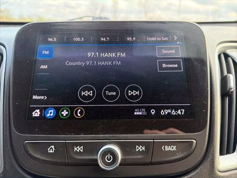 Used 2020 Chevrolet Malibu LS image 22