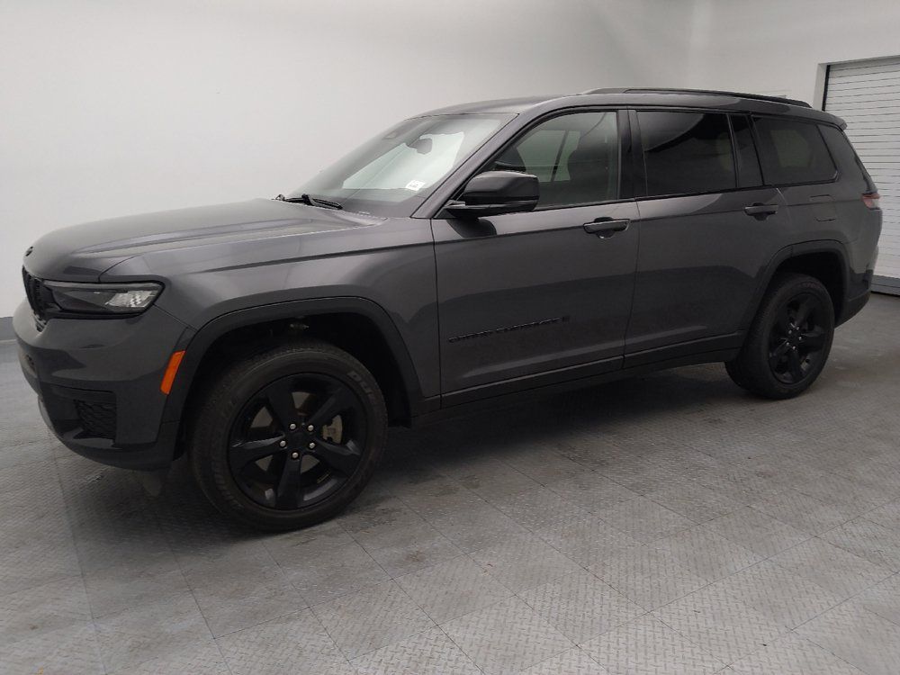 Used 2023 Jeep Grand Cherokee L Laredo AWD/4WD image 2