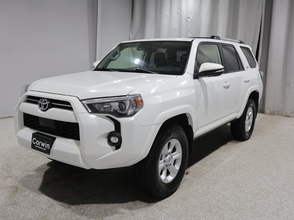 Used 2024 Toyota 4Runner SR5 Premium w/ Moonroof Package AWD/4WD image 8