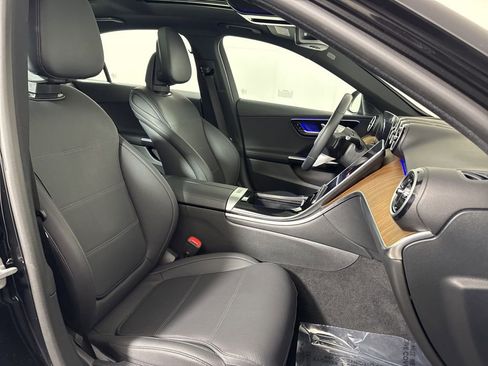 Certified 2025 Mercedes-Benz C 300 4MATIC Sedan image 12