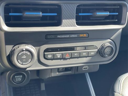 New 2025 Ford Maverick Lobo image 13