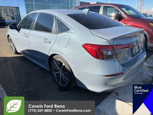 Used 2024 Honda Civic Touring image 4