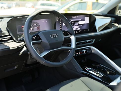 New 2026 Audi Q5 Premium AWD/4WD image 18