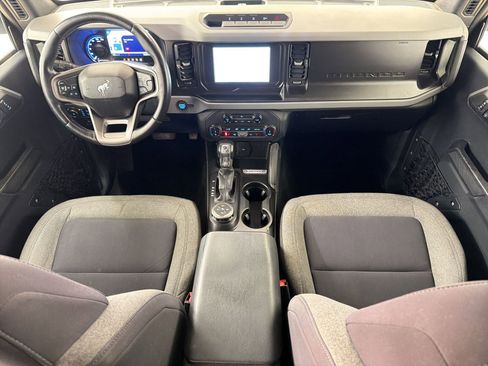 Certified 2022 Ford Bronco Big Bend w/ Sasquatch Package AWD/4WD image 15