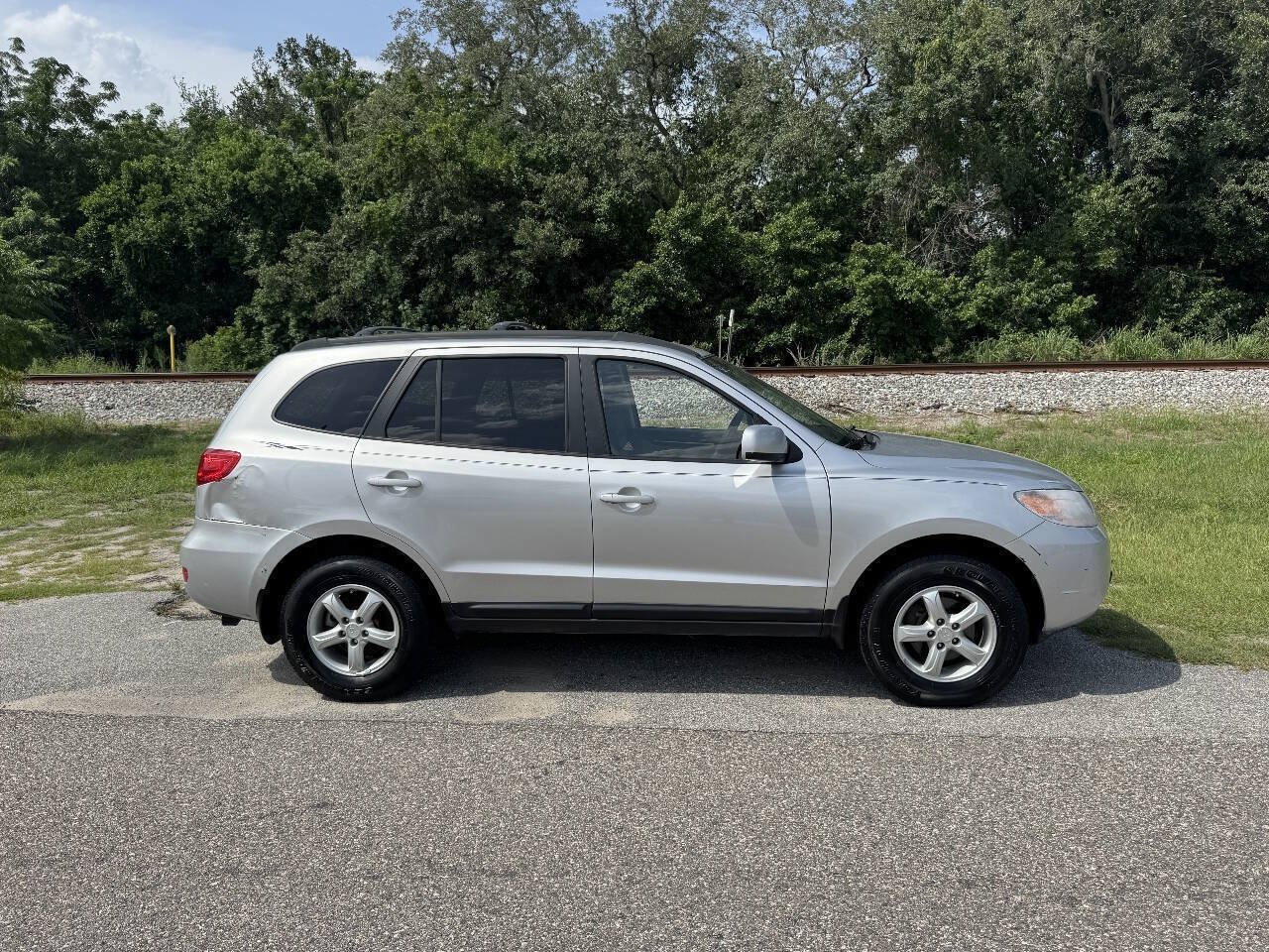 Used 2008 Hyundai Santa Fe GLS FWD image 7