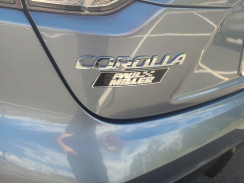 Certified 2025 Toyota Corolla SE FWD image 28