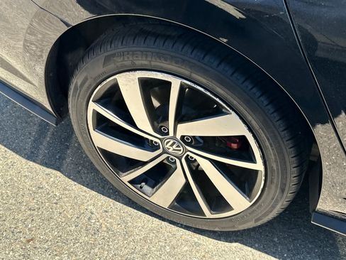 Used 2021 Volkswagen Jetta GLI FWD image 15