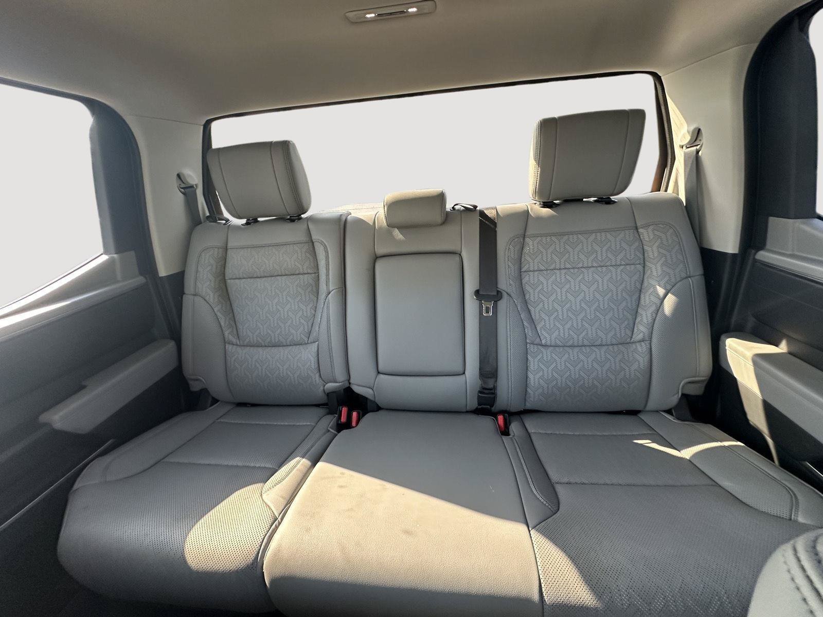 Used 2024 Toyota Tundra Limited AWD/4WD image 57