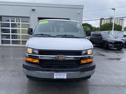 Used 2025 Chevrolet Express 2500 w/ Driver Convenience Package RWD image 3