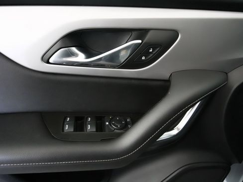 Used 2024 Chevrolet Blazer LT image 4