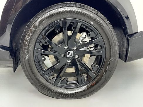 Used 2024 Nissan Ariya AWD image 10