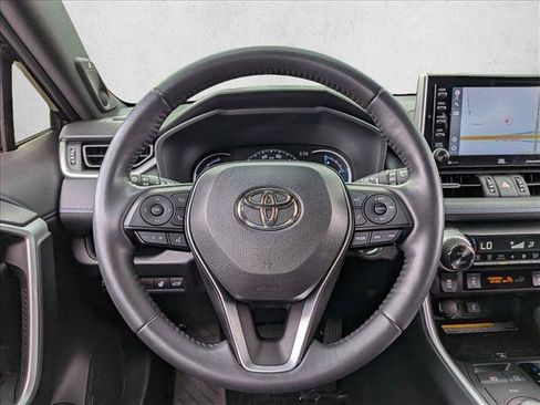 Used 2021 Toyota RAV4 XSE AWD/4WD image 14
