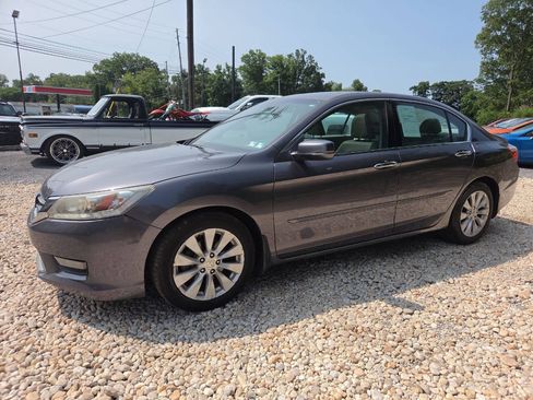 Used 2014 Honda Accord Touring image 4