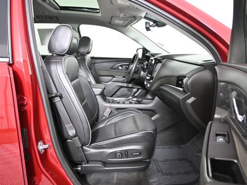Used 2020 Chevrolet Traverse High Country AWD/4WD image 13