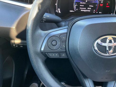 Used 2026 Toyota Corolla LE FWD image 23