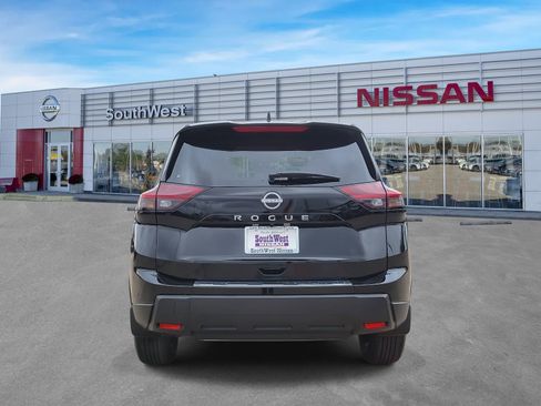 New 2026 Nissan Rogue SV image 7