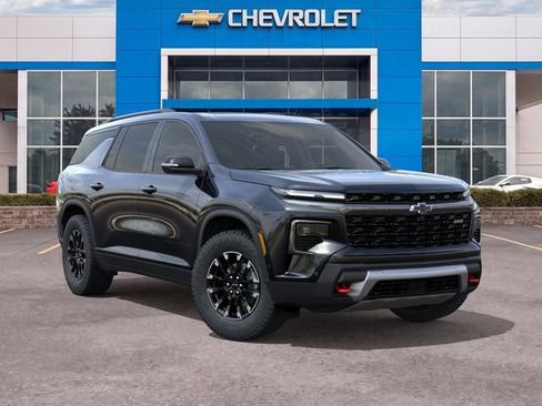 New 2026 Chevrolet Traverse Z71 w/ Enhanced Driving Package AWD/4WD image 7