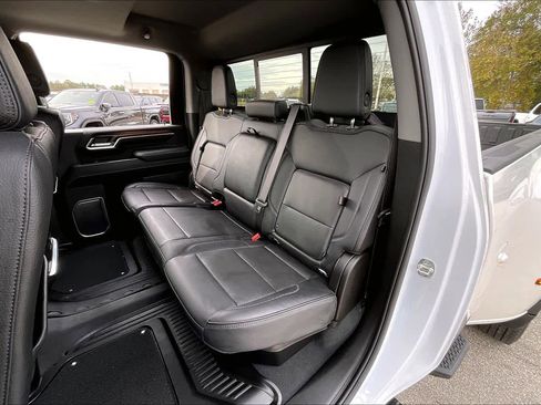 Certified 2025 GMC Sierra 3500 Denali w/ Denali Reserve Package image 19