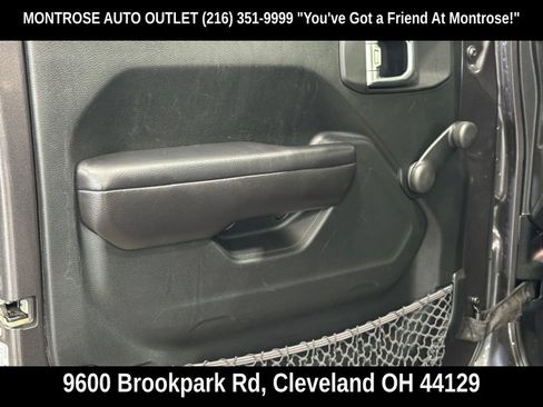 Used 2018 Jeep Wrangler Sport AWD/4WD image 14
