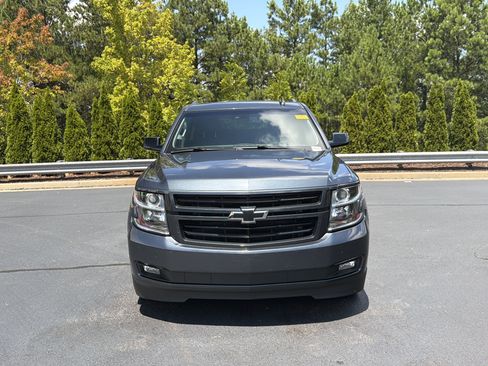 Used 2019 Chevrolet Suburban Premier AWD/4WD image 10