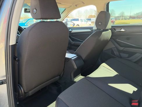 Used 2019 Volkswagen Jetta S w/ Driver Assistance Package image 29