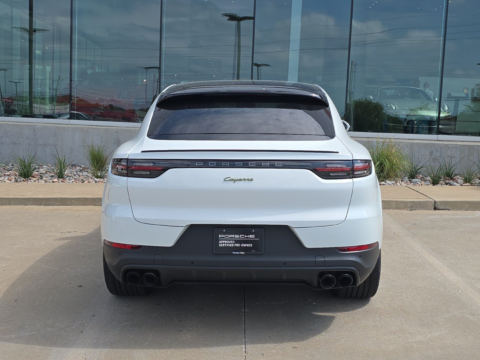 Certified 2023 Porsche Cayenne Platinum Edition AWD/4WD image 6